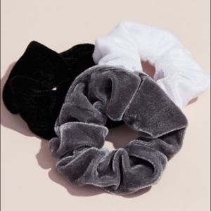 Mystery 3 pack of scrunchie